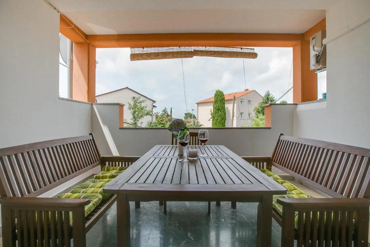 Apartment Sara, Village Stinjan Pula Croatia