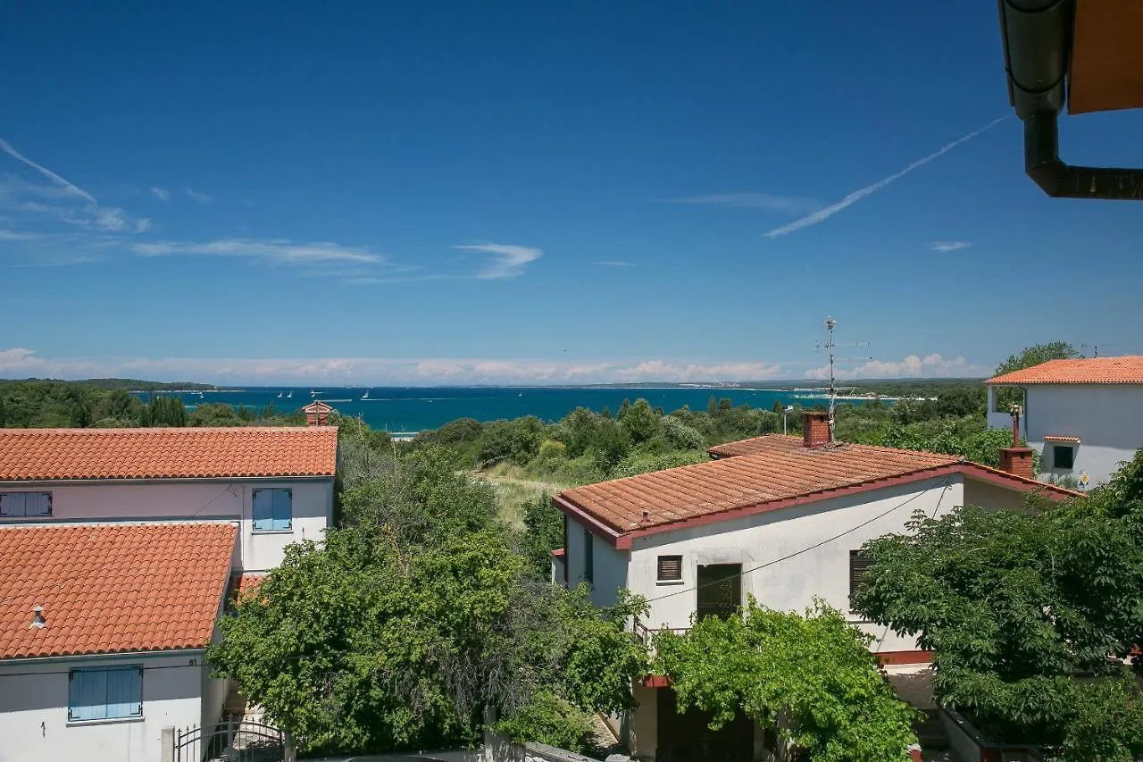 Apartment Sara, Village Stinjan Pula 0*,  Croatia